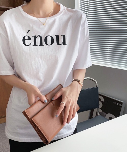 Kuroba（クロバ）の「ロゴプリントTシャツ（Tシャツ/カットソー・レディース・ベージュ/ホワイト・FREE）」の10枚目の写真