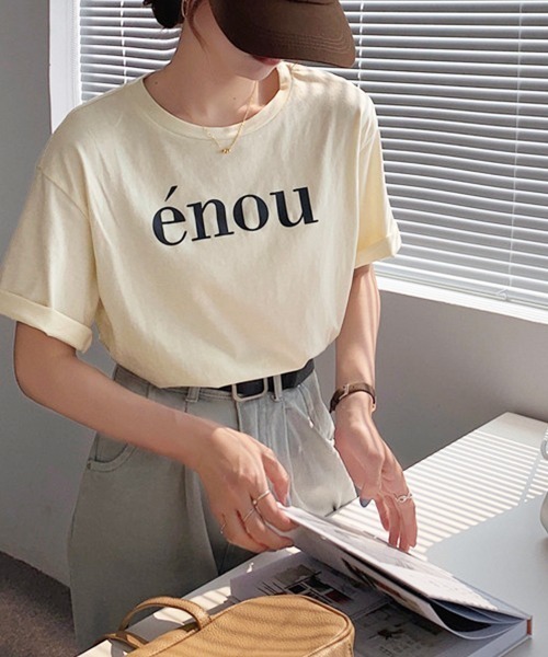 Kuroba（クロバ）の「ロゴプリントTシャツ（Tシャツ/カットソー・レディース・ベージュ/ホワイト・FREE）」の14枚目の写真