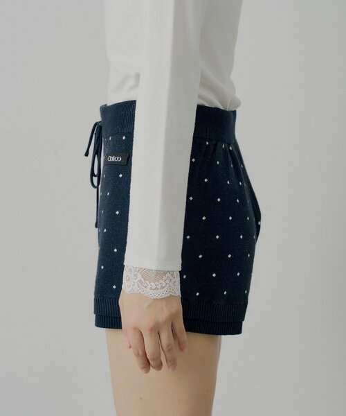 Chico(チコ)の「【セットアップ対応】コンパクトニットショートパンツ(その他パンツ・レディース・グレー/ブルー系その他2/ネイビー/ブラック・MEDIUM/SMALL)」の11枚目の写真