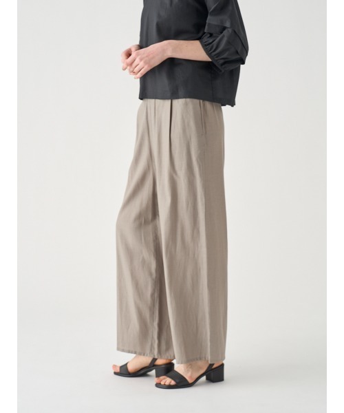 JOHN SMEDLEY(ジョンスメドレー)の「キュプラコットン ギャザーイージーワイドパンツ(その他パンツ・レディース・モカ・2/1)」の6枚目の写真