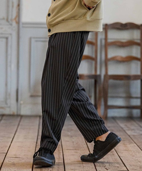 CAMBIO（カンビオ）の「mp14667-Classic Pinstripe Tapered Pants テーパードパンツ(S60326cmb)（スラックス・メンズ・ダークカーキ/ライトグレー/ブラック/グレイッシュベージュ・S/M/L）」の6枚目の写真