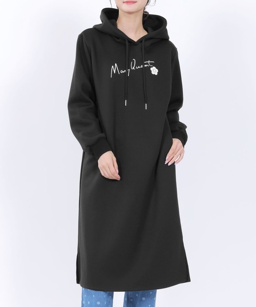 MARY QUANT(マリークワント)の「フードサインロゴ ワンピース(ワンピース・レディース・ブルー/ブラック/アイボリー・M)」の2枚目の写真