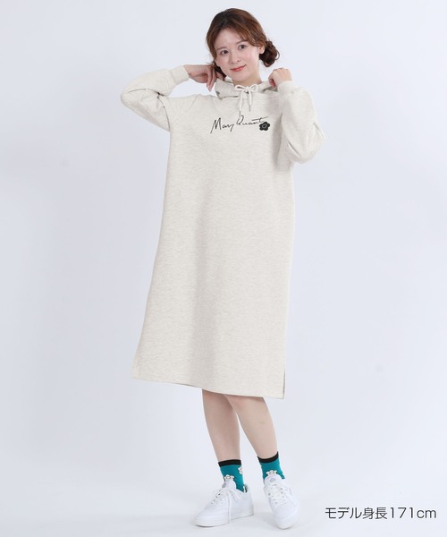 MARY QUANT(マリークワント)の「フードサインロゴ ワンピース(ワンピース・レディース・ブルー/ブラック/アイボリー・M)」の13枚目の写真