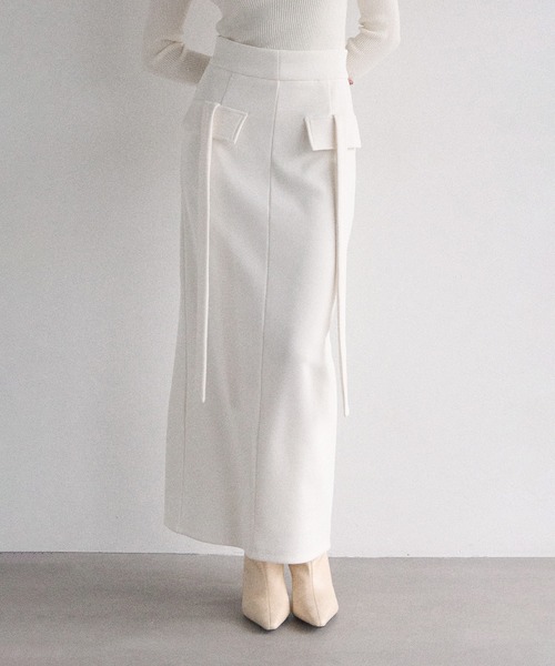 MIELI INVARIANT(ミエリインヴァリアント)の「Cut Tight Cargo Skirt(スカート・レディース・ブラック/ホワイト・SMALL/MEDIUM)」の2枚目の写真