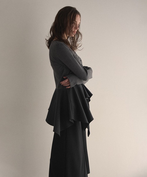 MIELI INVARIANT(ミエリインヴァリアント)の「Cut Tight Cargo Skirt(スカート・レディース・ブラック/ホワイト・SMALL/MEDIUM)」の9枚目の写真