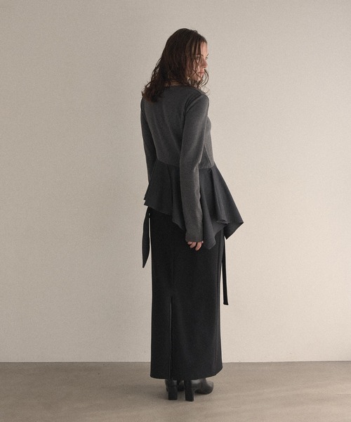 MIELI INVARIANT(ミエリインヴァリアント)の「Cut Tight Cargo Skirt(スカート・レディース・ブラック/ホワイト・SMALL/MEDIUM)」の13枚目の写真