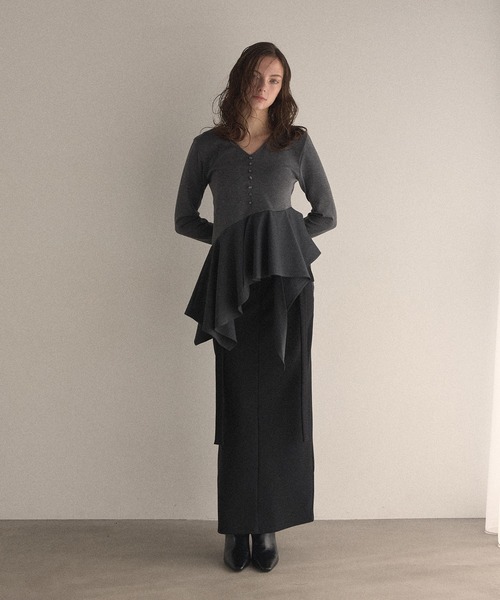 MIELI INVARIANT(ミエリインヴァリアント)の「Cut Tight Cargo Skirt(スカート・レディース・ブラック/ホワイト・SMALL/MEDIUM)」の10枚目の写真