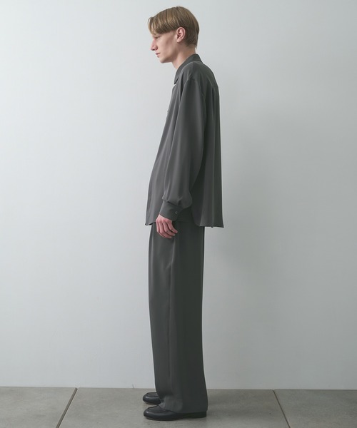 CULLNI(クルニ)の「Double Cloth Chin Tab Long Sleeve Shirt(シャツ/ブラウス・メンズ・ブラック/ホワイト/グレー・1/2)」の11枚目の写真