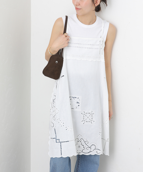 JOURNAL STANDARD relume（ジャーナルスタンダード　レリューム）の「スクエアエンブロイダリーチュニック（チュニック・レディース・ブラック/ホワイト・FREE）」の2枚目の写真