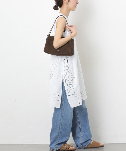 JOURNAL STANDARD relume（ジャーナルスタンダード　レリューム）の「スクエアエンブロイダリーチュニック（チュニック・レディース・ブラック/ホワイト・FREE）」の18枚目の写真