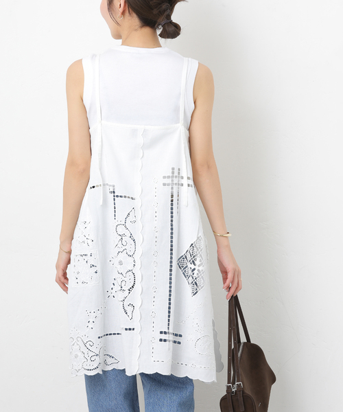 JOURNAL STANDARD relume（ジャーナルスタンダード　レリューム）の「スクエアエンブロイダリーチュニック（チュニック・レディース・ブラック/ホワイト・FREE）」の22枚目の写真