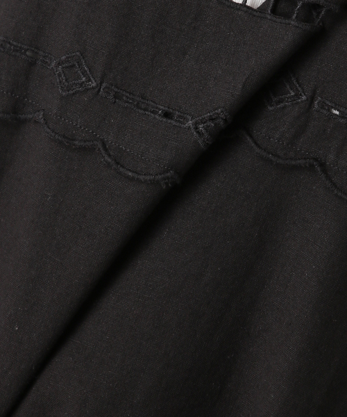 JOURNAL STANDARD relume（ジャーナルスタンダード　レリューム）の「スクエアエンブロイダリーチュニック（チュニック・レディース・ブラック/ホワイト・FREE）」の5枚目の写真