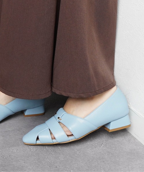 Fabby fabby(ファビィーファビィー)の「ゴールドビットグルカシューズ(パンプス・レディース・ブラック/シルバー/オフホワイト/ブルー・SMALL/MEDIUM/LARGE)」の7枚目の写真