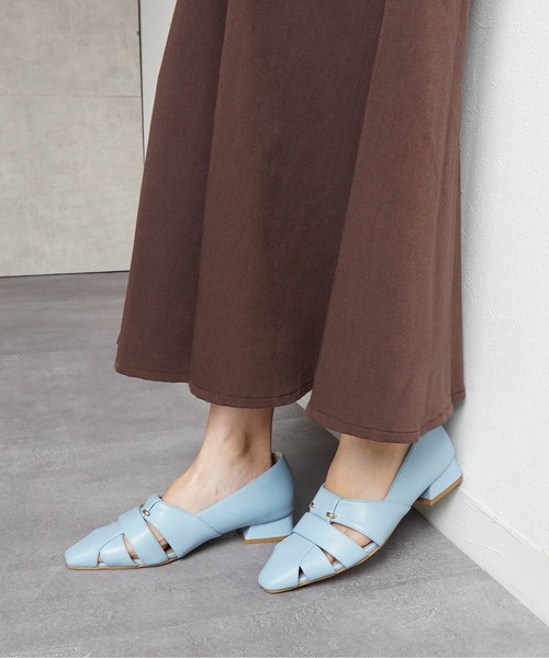 Fabby fabby(ファビィーファビィー)の「ゴールドビットグルカシューズ(パンプス・レディース・ブラック/シルバー/オフホワイト/ブルー・SMALL/MEDIUM/LARGE)」の8枚目の写真