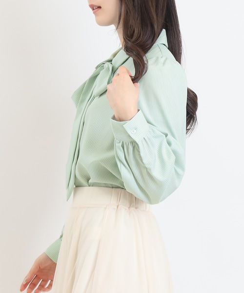 ASTORIA ODIER（アストリアオディール）の「リボンタイシャツブラウス（シャツ/ブラウス・レディース・ミント/ホワイト/ブルー・MEDIUM）」の16枚目の写真