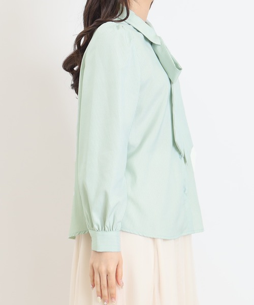 ASTORIA ODIER（アストリアオディール）の「リボンタイシャツブラウス（シャツ/ブラウス・レディース・ミント/ホワイト/ブルー・MEDIUM）」の11枚目の写真