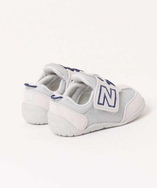 NEW BALANCE（ニューバランス）の「ニューバランス インファントシューズ I1ST（ベビーシューズ/ベビーソックス・キッズ・グレー・11cm/11.5cm/12.0cm/12.5cm/13.0cm/13.5cm）」の4枚目の写真