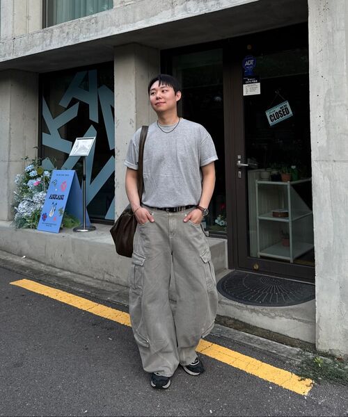 LEARVE（ルアブ）の「スプリットアークカーブドカーゴパンツアッシュグレー（デニムパンツ・メンズ・その他・LARGE/MEDIUM/SMALL/X-LARGE）」の6枚目の写真