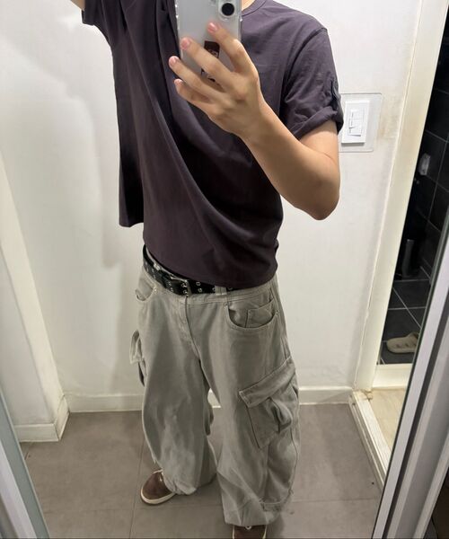 LEARVE（ルアブ）の「スプリットアークカーブドカーゴパンツアッシュグレー（デニムパンツ・メンズ・その他・LARGE/MEDIUM/SMALL/X-LARGE）」の10枚目の写真