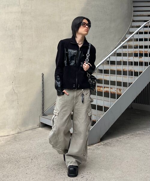 LEARVE（ルアブ）の「スプリットアークカーブドカーゴパンツアッシュグレー（デニムパンツ・メンズ・その他・LARGE/MEDIUM/SMALL/X-LARGE）」の21枚目の写真