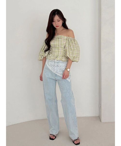 MERCURYDUO（マーキュリーデュオ）の「ストレートデニムパンツ（デニムパンツ・レディース・ライトブルー/ブルー・MEDIUM/SMALL）」の13枚目の写真