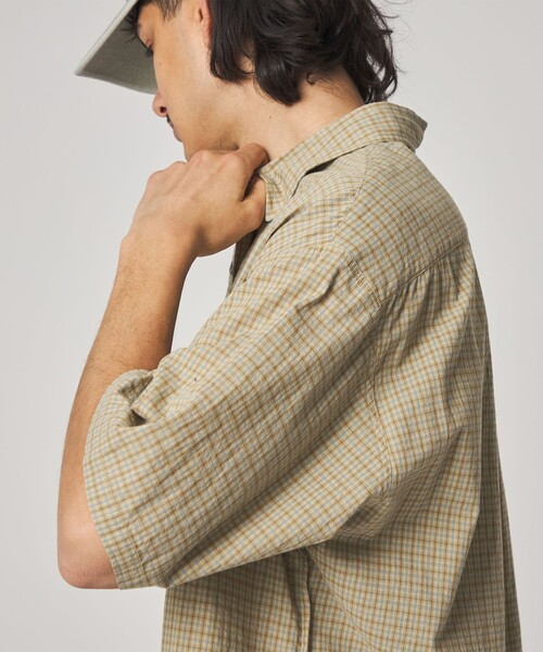 Steven Alan(スティーブンアラン)の「<Steven Alan> ドビー チェック リバースシーム ショートスリーブ シャツ(シャツ/ブラウス・メンズ・ベージュ/ライトブルー・XL/L/M/S)」の5枚目の写真