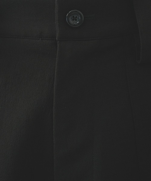 UJOH（ウジョー）の「【UJOH HOMME/ウジョー】2×4 Cargo Pocket Half PNT（その他パンツ・メンズ・グレー/ブラック/ブラウン・4/5）」の10枚目の写真