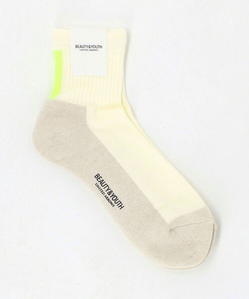 BEAUTY&YOUTH UNITED ARROWS（ビューティーアンドユースユナイテッドアローズ）の「バック ライン クウォーター ソックス（ソックス/靴下・メンズ・ブラック/ベージュ/オフホワイト・FREE）」の2枚目の写真
