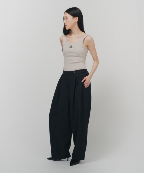 THINGS THAT MATTER(シングス ザット マター)の「RELAX CURVE PANTS / リラックス カーブ パンツ / ZOZOTOWN限定商品(スラックス・レディース・ブラウン/グレー/ブラック・1/2)」の18枚目の写真