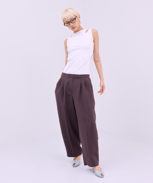 THINGS THAT MATTER(シングス ザット マター)の「RELAX CURVE PANTS / リラックス カーブ パンツ / ZOZOTOWN限定商品(スラックス・レディース・ブラウン/グレー/ブラック・1/2)」の11枚目の写真
