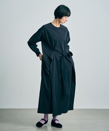 sneeuw（スニュウ）の「エプロンワンピース（ワンピース）」