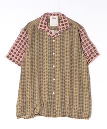 OAS（オーエーエス）の「SS SHIRT/OAS / 配色切替オープンカラー半袖シャツ ベージュ×ピンク 総柄 リゾートシャツ 開襟 レトロ 夏（シャツ/ブラウス）」