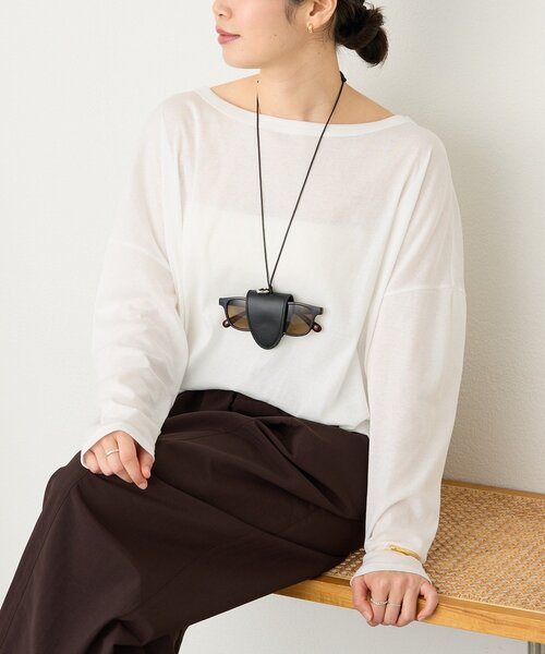 RIVE DROITE（リヴドロワ）の「【利便性抜群】グラスレザーホルダー（ネックレス・レディース・ブラック・FREE）」の5枚目の写真