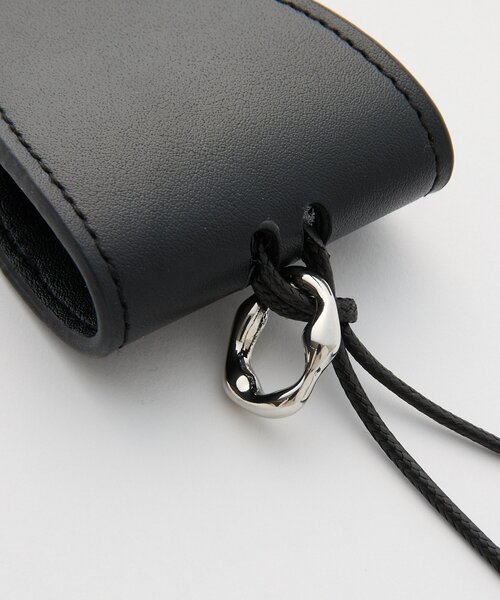 RIVE DROITE（リヴドロワ）の「【利便性抜群】グラスレザーホルダー（ネックレス・レディース・ブラック・FREE）」の13枚目の写真