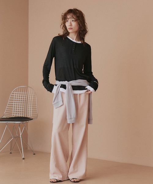 ad thie(アドティエ)の「バイカラー ヘンリー シアートップス(Tシャツ/カットソー・レディース・オートミール/パープル/ライトグリーン/ブラック・FREE)」の5枚目の写真