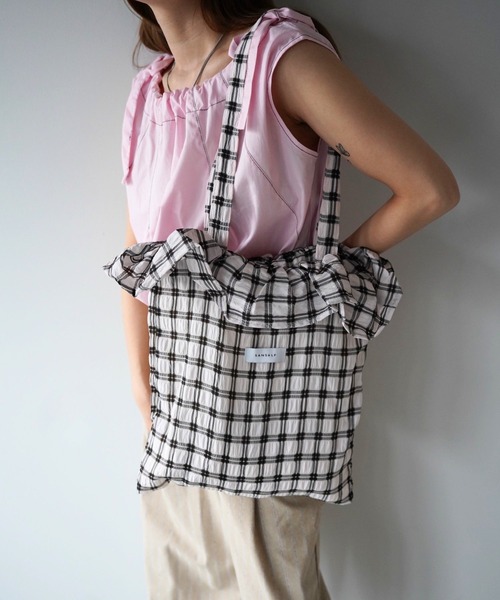SANSeLF(サンセルフ)の「【SANSeLF】チェックフリルトートバッグ saa26s066(トートバッグ・レディース・ピンク/グリーン/ホワイト・FREE)」の2枚目の写真