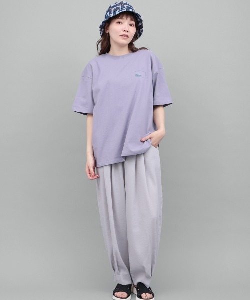 チチカカ（チチカカ）の「go slow caravan USAコットンスクエアロゴTシャツ【ユニセックス】（Tシャツ/カットソー・レディース・パープル/ホワイト/ブラック/オレンジ・MEDIUM/LARGE）」の9枚目の写真