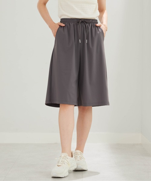 BELLUNA PLUS(ベルーナ)の「ヒンヤリ爽快!ゆったりハーフパンツ(その他パンツ・レディース・チャコール/サックスブルー・X-LARGE/MEDIUM/LARGE)」の3枚目の写真