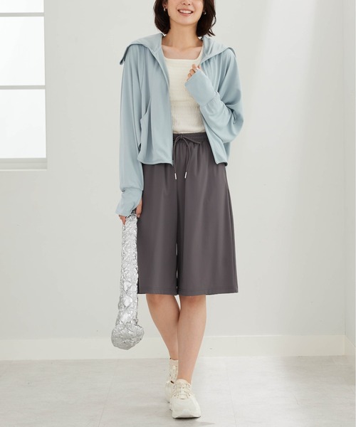 BELLUNA PLUS(ベルーナ)の「ヒンヤリ爽快!ゆったりハーフパンツ(その他パンツ・レディース・チャコール/サックスブルー・X-LARGE/MEDIUM/LARGE)」の8枚目の写真