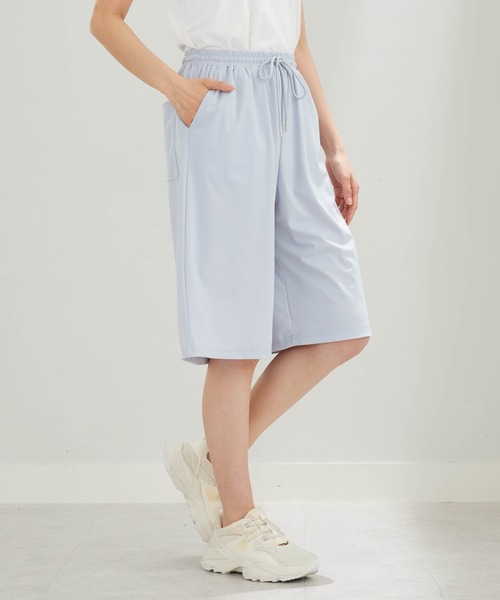 BELLUNA PLUS(ベルーナ)の「ヒンヤリ爽快!ゆったりハーフパンツ(その他パンツ・レディース・チャコール/サックスブルー・X-LARGE/MEDIUM/LARGE)」の11枚目の写真