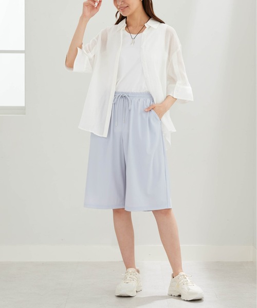 BELLUNA PLUS(ベルーナ)の「ヒンヤリ爽快!ゆったりハーフパンツ(その他パンツ・レディース・チャコール/サックスブルー・X-LARGE/MEDIUM/LARGE)」の13枚目の写真