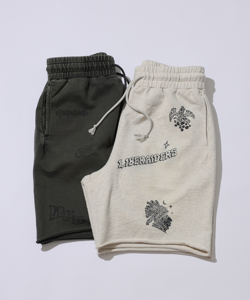 Liberaiders（リベレイダース）の「Liberaiders / リベレイダース 別注 ハンドライティング スウェット ショーツ（その他パンツ・メンズ・ライトグレー/ブラック系その他・LARGE/MEDIUM）」の3枚目の写真