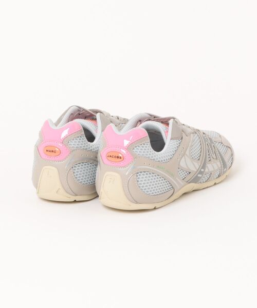 MARC JACOBS(マークジェイコブス)の「【NEW】THE 72 SPRING SNEAKER/ザ 72 スプリング スニーカー(スニーカー・レディース・ダークグレー・37/38)」の8枚目の写真