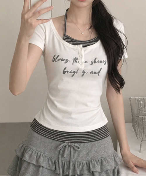 VIVID LADY(ビビッドレディー)の「ボーダー柄ホルタードッキング フェイクレイヤードトップス(Tシャツ/カットソー・レディース・グレー/アイボリー/ブラック/ライトブルー・FREE)」の5枚目の写真