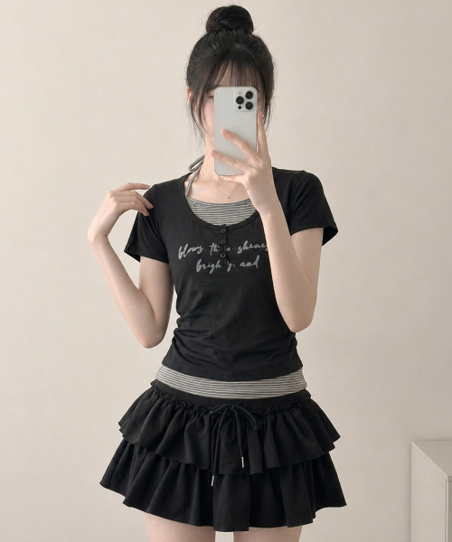 VIVID LADY(ビビッドレディー)の「ボーダー柄ホルタードッキング フェイクレイヤードトップス(Tシャツ/カットソー・レディース・グレー/アイボリー/ブラック/ライトブルー・FREE)」の19枚目の写真