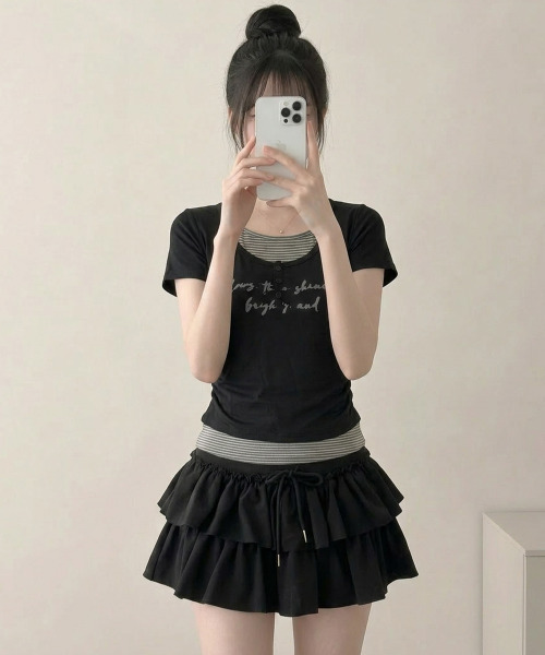 VIVID LADY(ビビッドレディー)の「ボーダー柄ホルタードッキング フェイクレイヤードトップス(Tシャツ/カットソー・レディース・グレー/アイボリー/ブラック/ライトブルー・FREE)」の20枚目の写真