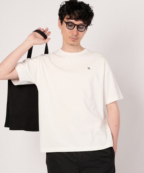 Arnold Palmer(アーノルドパーマー)の「AP エンボスロゴ Tシャツ(Tシャツ/カットソー・メンズ・グレー/ブラック/ホワイト・L/M/LL)」の2枚目の写真