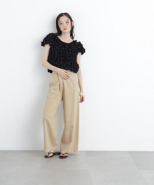 NATURAL BEAUTY BASIC（ナチュラルビューティーベーシック）の「バックリボンシャーリングブラウス（シャツ/ブラウス・レディース・オフホワイト/ブラック・FREE）」の10枚目の写真