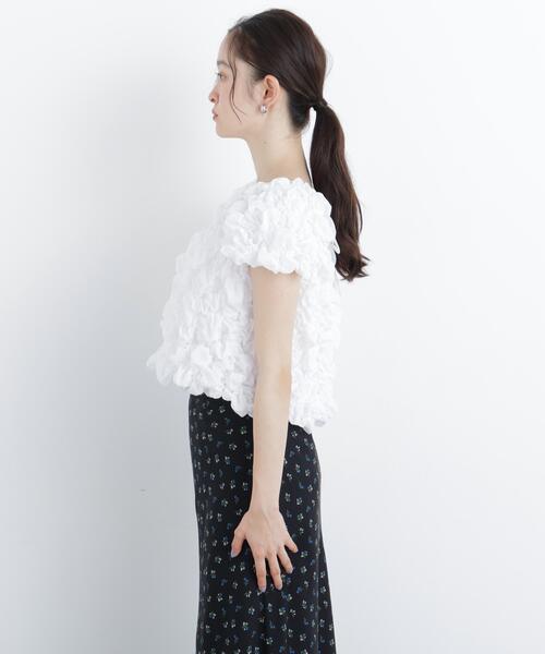 NATURAL BEAUTY BASIC（ナチュラルビューティーベーシック）の「バックリボンシャーリングブラウス（シャツ/ブラウス・レディース・オフホワイト/ブラック・FREE）」の22枚目の写真