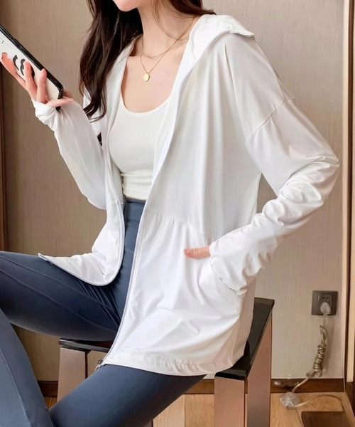 yuue' ( wear )（ユーイ）の「指穴付きラッシュガード長袖パーカー/UVカットフーディー（パーカー・レディース・ブラック/グレー/ホワイト・FREE）」の15枚目の写真